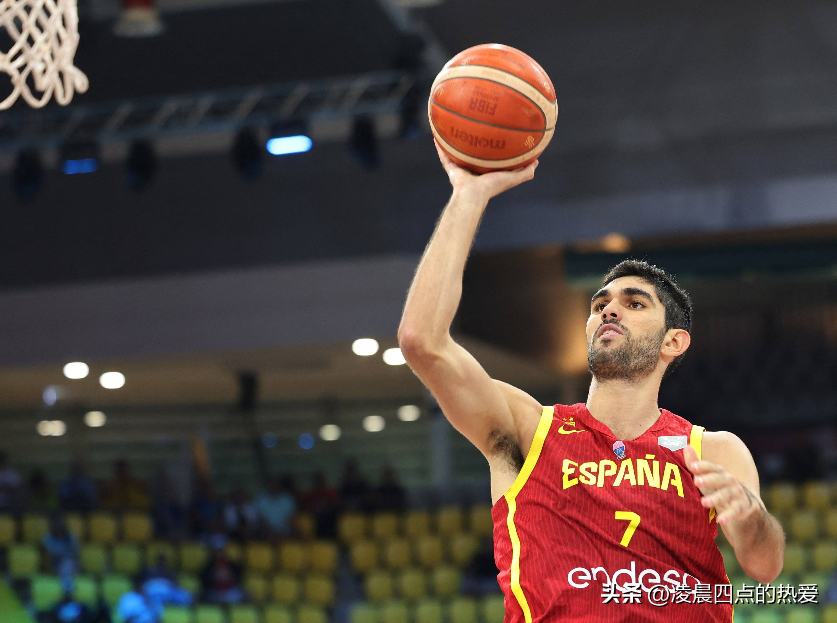 蜂鸟电竞-包含字母哥新星惊险取胜表现惊艳，澳大利亚队未来可期！的词条