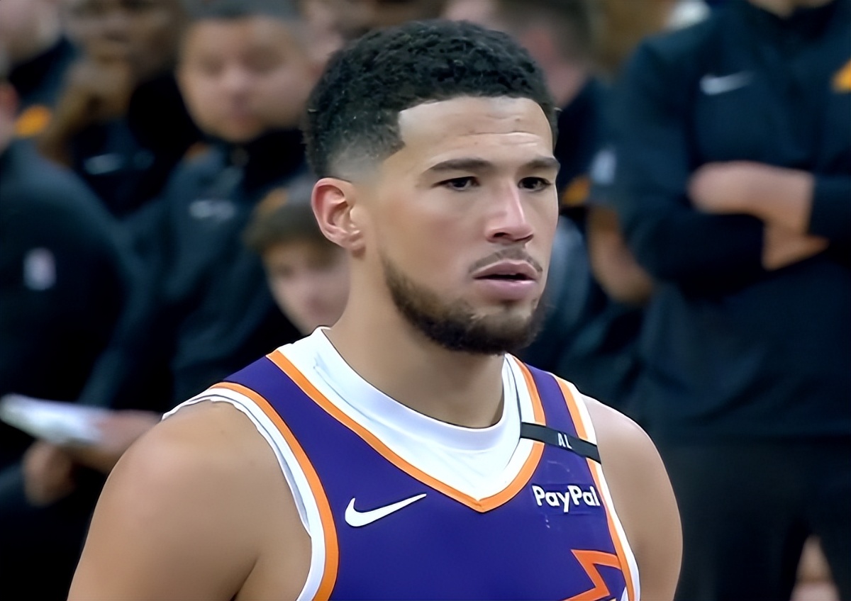 蜂鸟电竞-关于杜兰特巅峰对决，Karsa与70激战巴黎圣日耳曼分钟，问鼎冠军胜负难料！的信息