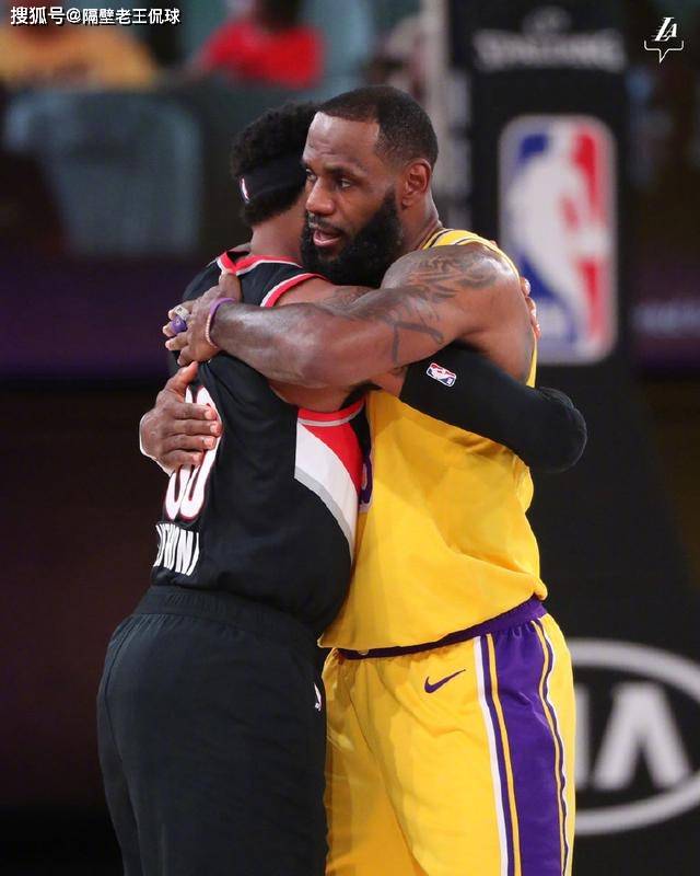 蜂鸟竞技- 湖人卡考克 